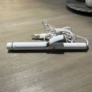 T3 Curling Iron